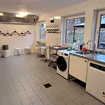 Bayvista Lodge - Studios & Apartments * לאם