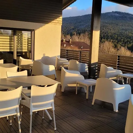 Bayvista Lodge, Und Lam