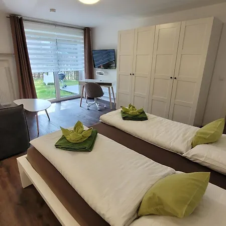 Bayvista Lodge, Und Apartment *