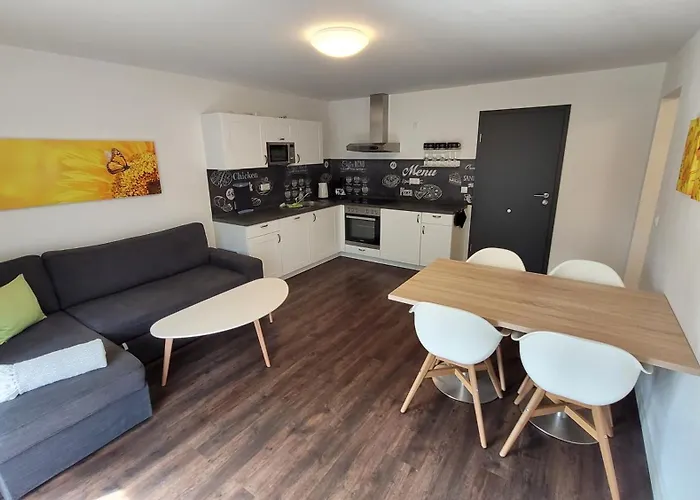 Bayvista Lodge - Studios & Apartments Апартаменты Лам