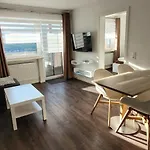 Bayvista - & * Lam