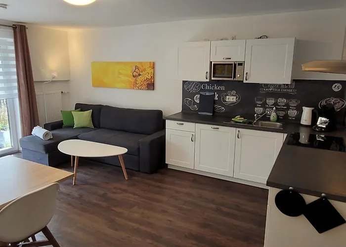 Bayvista Lodge - Studios & Apartments
